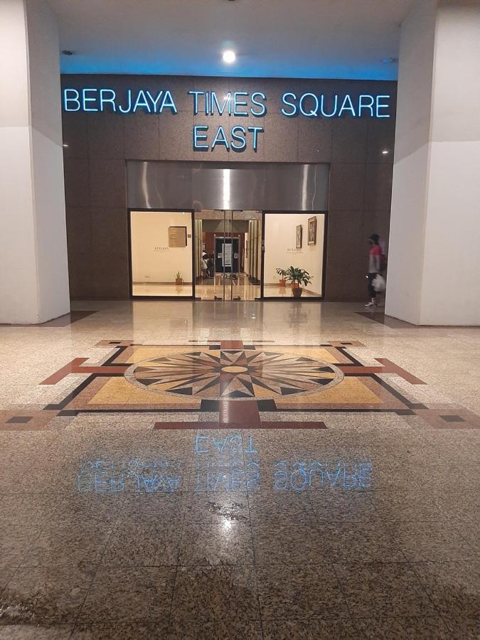 Genius Service Suites At Times Square Kuala Lumpur Exterior photo